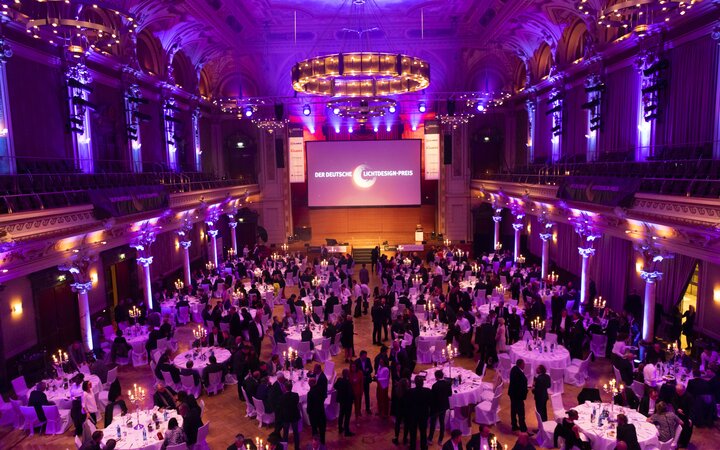 Ein Blick in den Saal des Historischen Rathauses Wuppertal, Austragungsort der Gala 2019