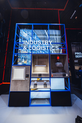 In the Industry & Logistics segment, visitors could interactively test different lighting controls on special shelving systems. | Image: LEDVANCE 