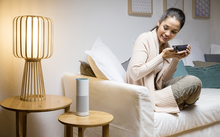 Since ZigBee functionality is already integrated in Amazon Echo Plus, users can directly connect Smart+ products to this Amazon system without the need for an additional gateway.